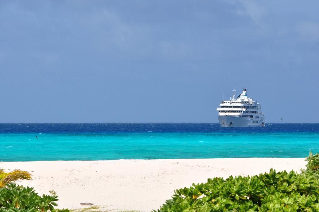 Captain Cook Cruises Fiji Hotel Denarau Island ภายนอก รูปภาพ